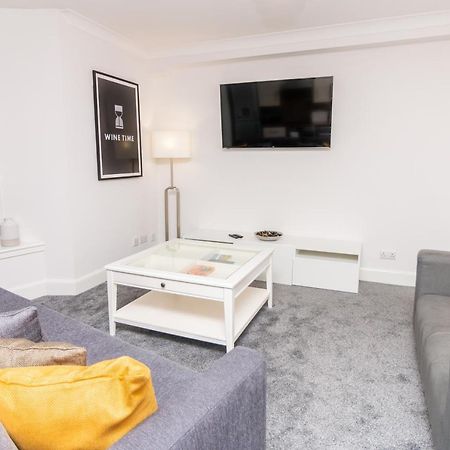 D'City Apartment, Up To 5 Guests دندي المظهر الخارجي الصورة