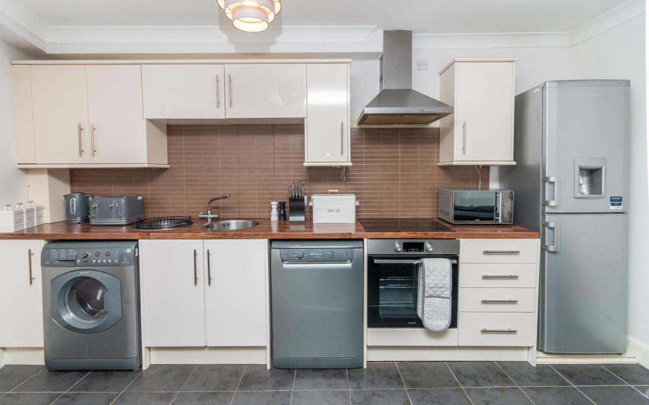 D'City Apartment, Up To 5 Guests دندي المظهر الخارجي الصورة