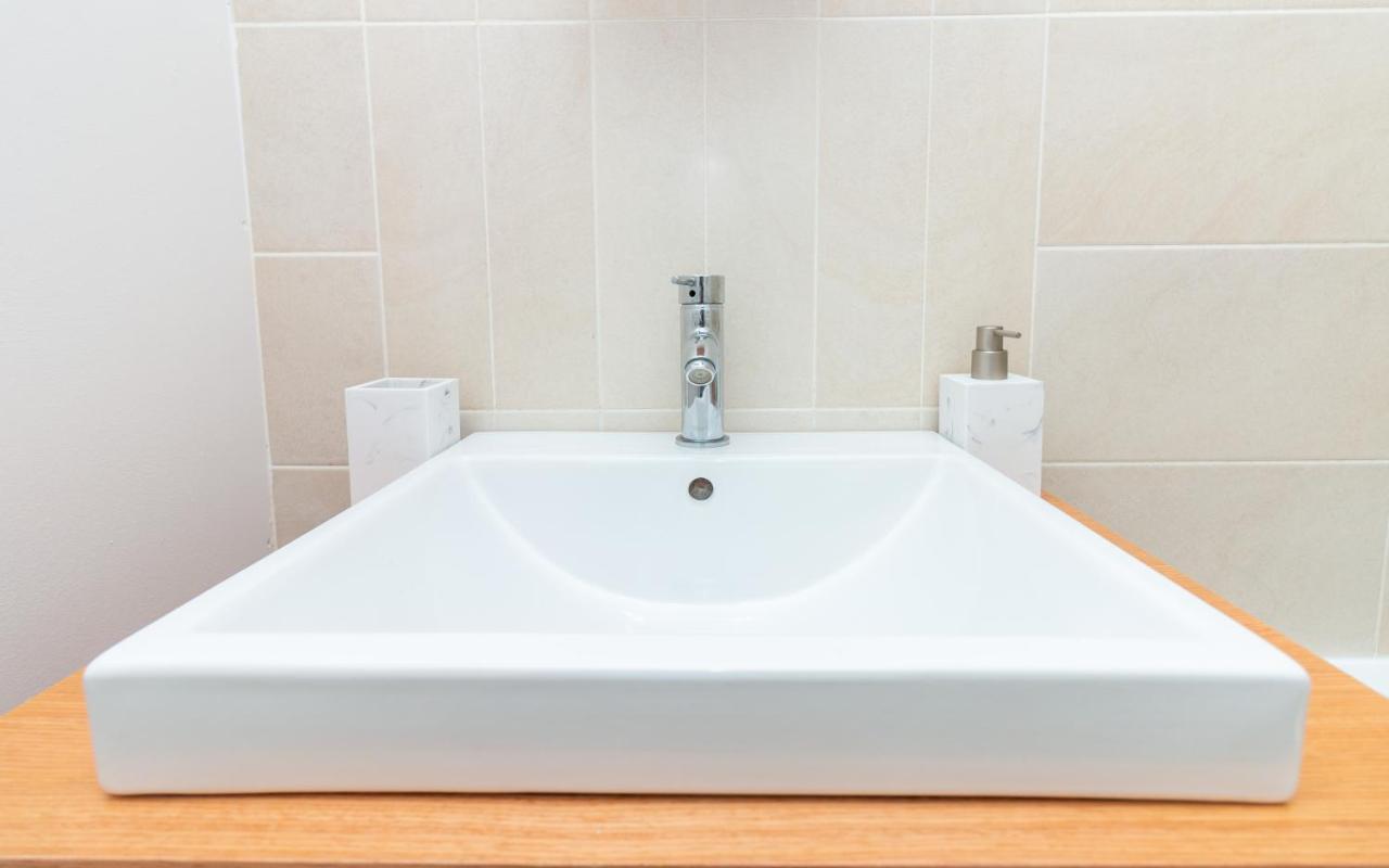 D'City Apartment, Up To 5 Guests دندي المظهر الخارجي الصورة