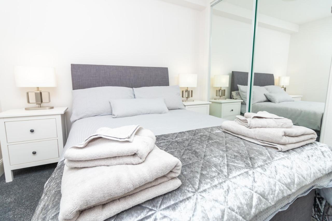 D'City Apartment, Up To 5 Guests دندي المظهر الخارجي الصورة